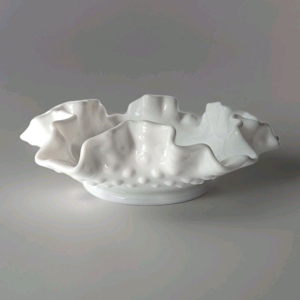 Vintage Fenton White Hobnail Milk Glass Scalloped Ruffle Candy Trinket Dish Mint